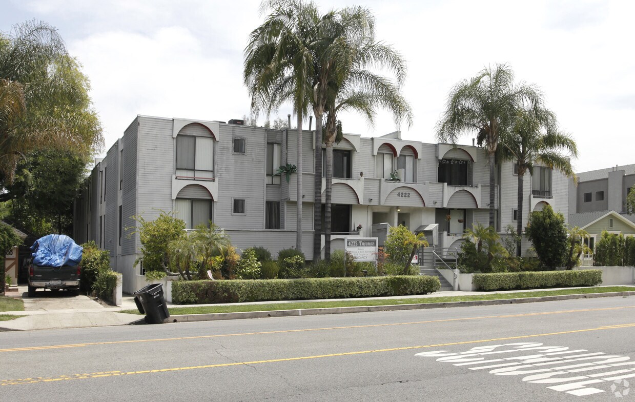 Primary Photo - 4222 Tujunga Ave