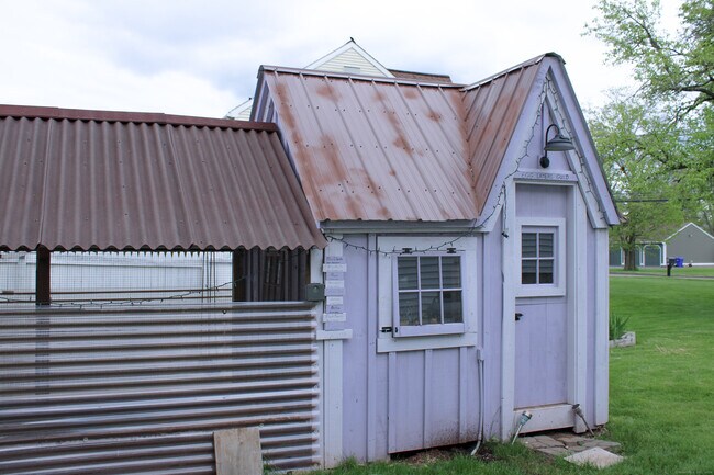 Foto del edificio - 178 Grieb Rd