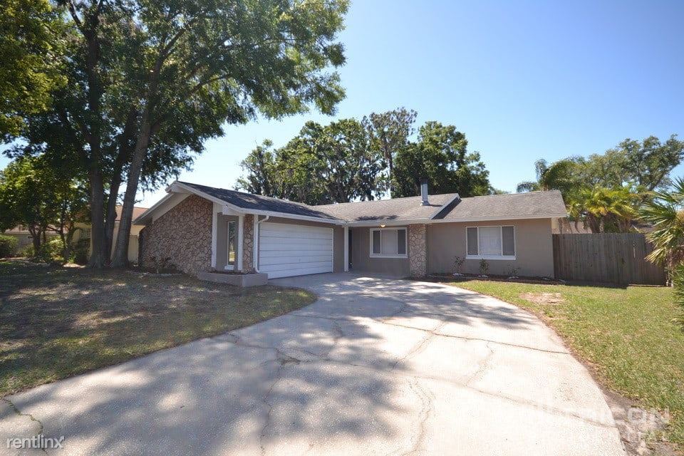 Foto principal - 805 Centerwood Ct