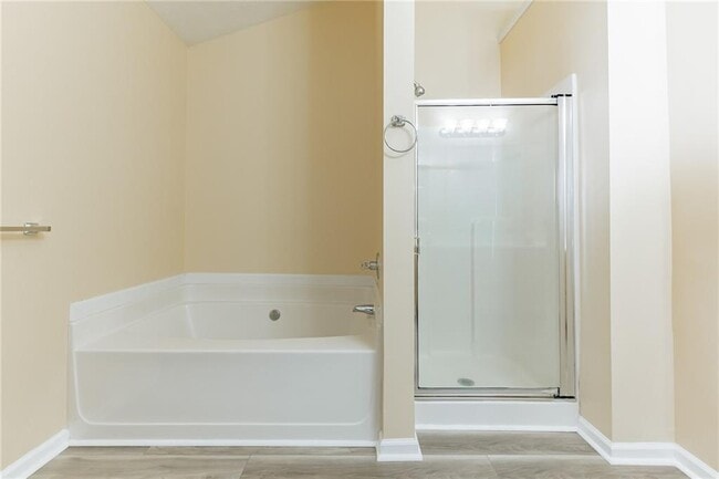 Building Photo - 2620 Avery Park Cir