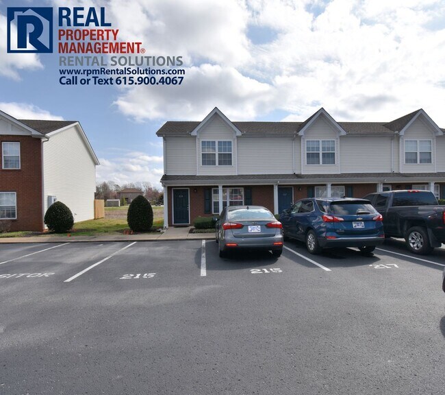 Foto del edificio - Adorable 2BR/2.5BA townhome in Murfreesboro, close to I-24!