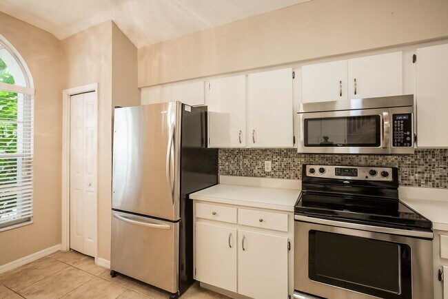 Foto del edificio - 4020 Windell Pl