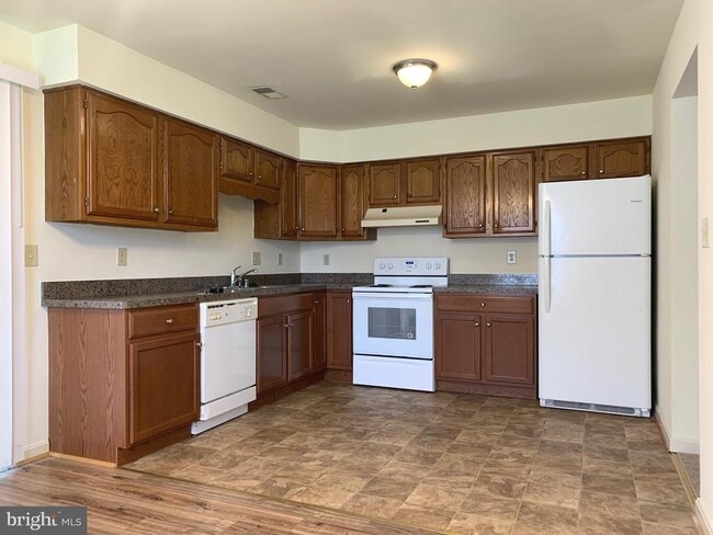 Building Photo - 177 Farrell Ln