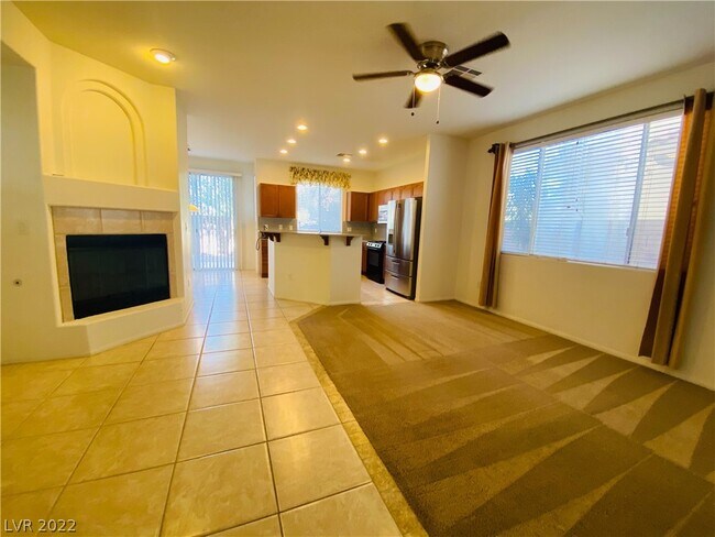 Foto del edificio - 166 Flying Hills Ave