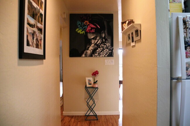 Foto del edificio - 2601 Sinclair Ave