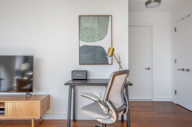 Foto del edificio - 435 W 31st St