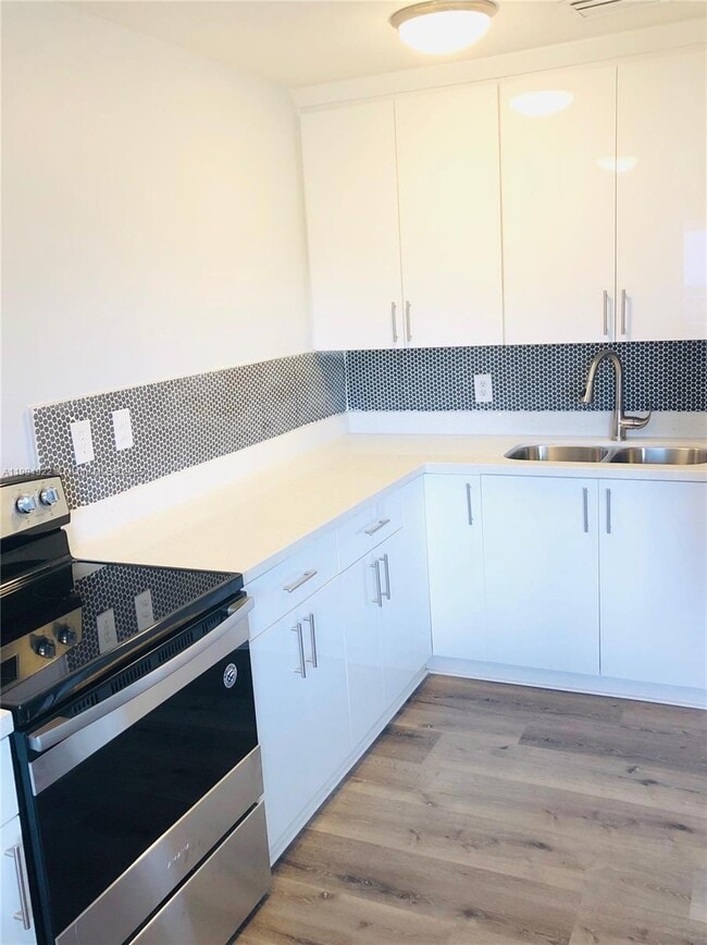 Foto del edificio - 1016 NE 17th Ave