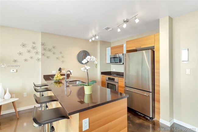 Foto del edificio - 3301 NE 1st Ave