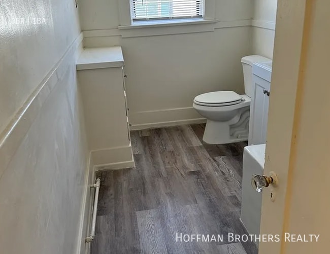 Foto del edificio - 644 W 5th St