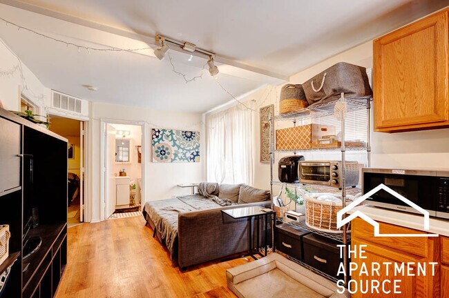 Foto del edificio - 1627 N Winchester Ave