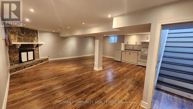 Building Photo - 317 Burrows Hall Blvd