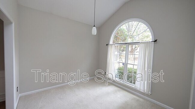 Foto del edificio - 210 Newberry Ln