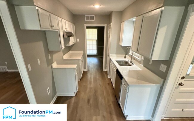 Foto del edificio - 5869 Scottsdale Ave