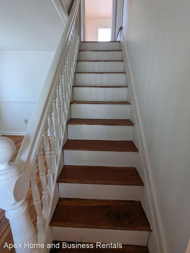 Foto del edificio - 3 br, 2 bath House - 348 Rick Street
