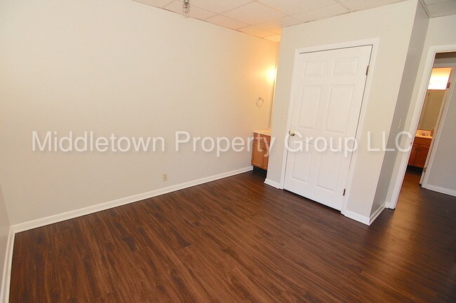 Foto del edificio - 1501 W University Ave