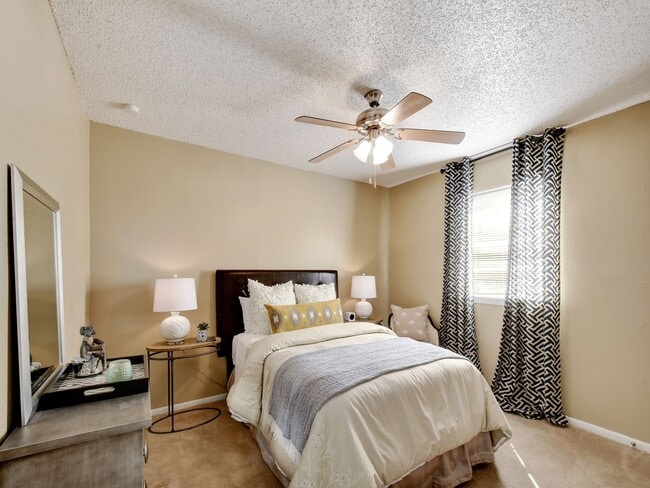 Foto del edificio - Hunter's Glen Apartments