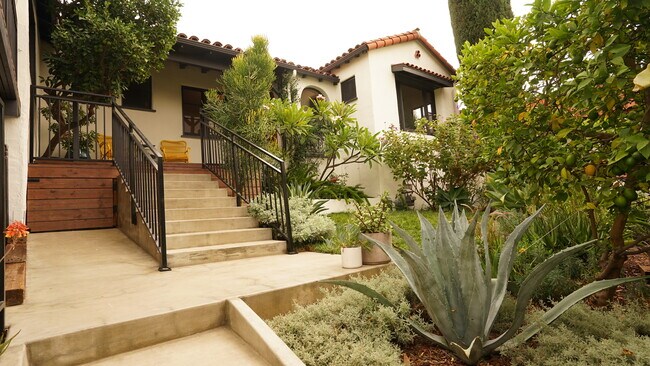 Stairs from Street to House - 1418 Linda Rosa Ave