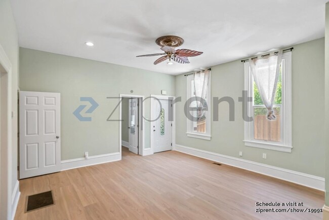 Building Photo - 142 N 15th St