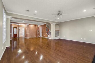 Building Photo - 1524 Birdsall St