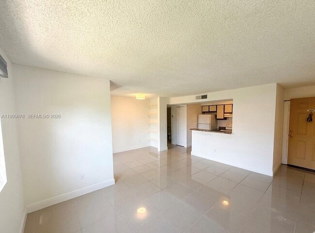 Building Photo - 1253 SW 46th Ave