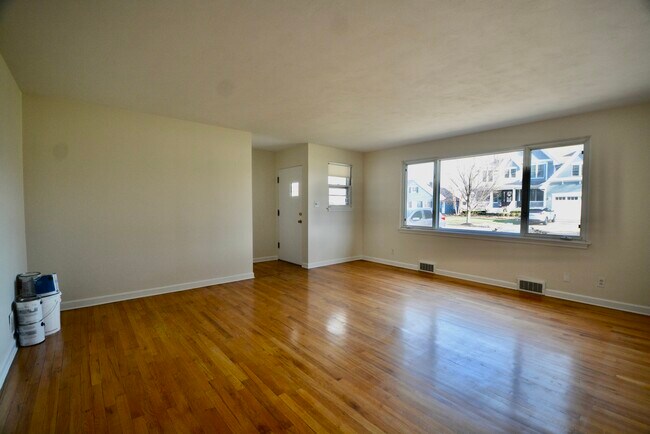 Foto del edificio - 609 Loomis St