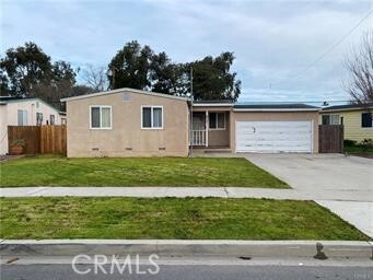 Building Photo - 917 Evergreen Ln