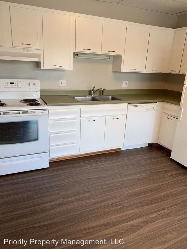 Foto del edificio - 305 Cottonwood Ln