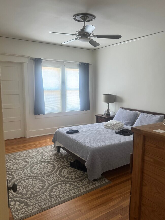Foto del edificio - 2167 Sherwood Ave