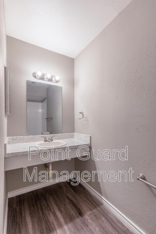 Foto del edificio - 4592 West Kiest Boulevard - 1107