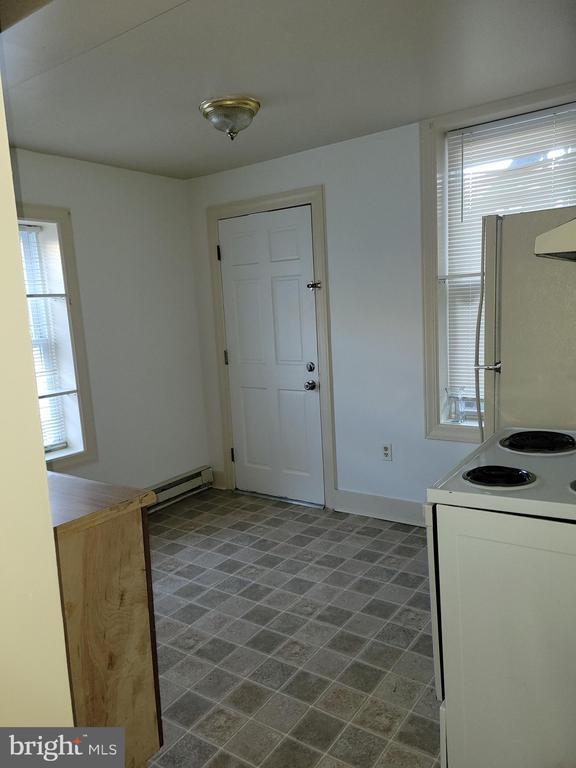 Foto del edificio - 201 E Franklin St