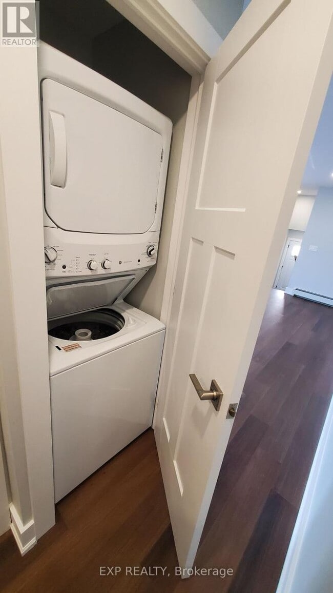 Building Photo - 640 West St