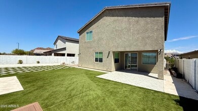 Building Photo - 26410 N Thornhill Dr