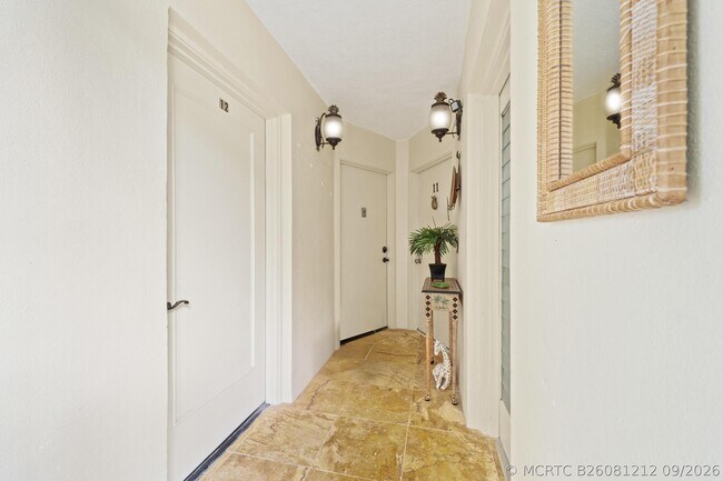 Building Photo - 68 Yacht Club Dr