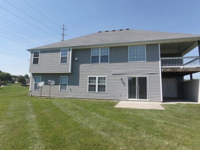 Building Photo - Awesome 4 Bed 3 Bath House In SW Columbia!