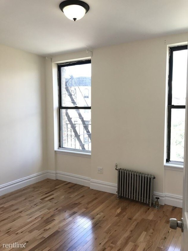 Building Photo - 40 Saint Nicholas Ave