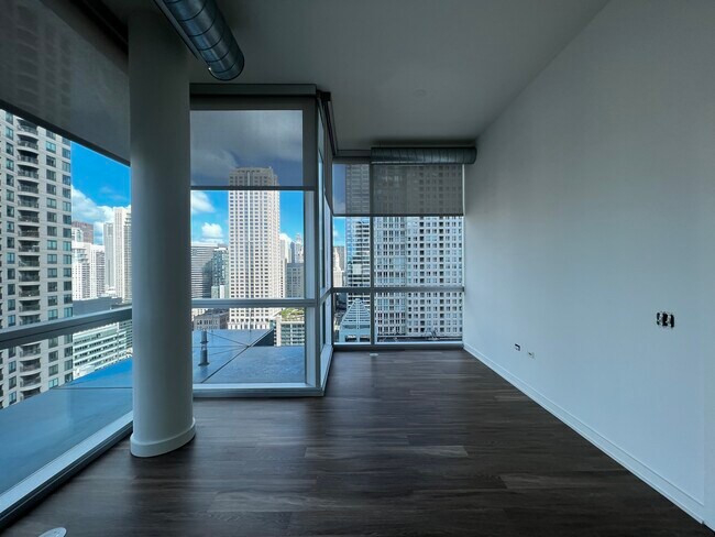 Foto del edificio - 120 W Kinzie St