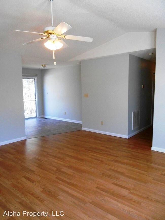 Building Photo - 5 Latigo Ct