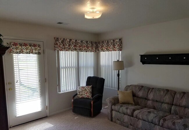 Foto del edificio - 149 N Turnbury Ln