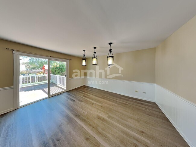 Foto del edificio - 2200 Brindlewood Dr