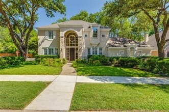 Building Photo - 2514 Maywood Ln