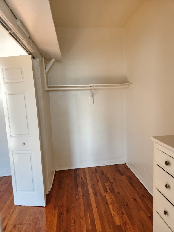 Building Photo - 1845 N Gramercy Pl