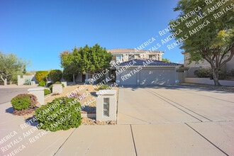 Building Photo - 6434 W Honeysuckle Dr