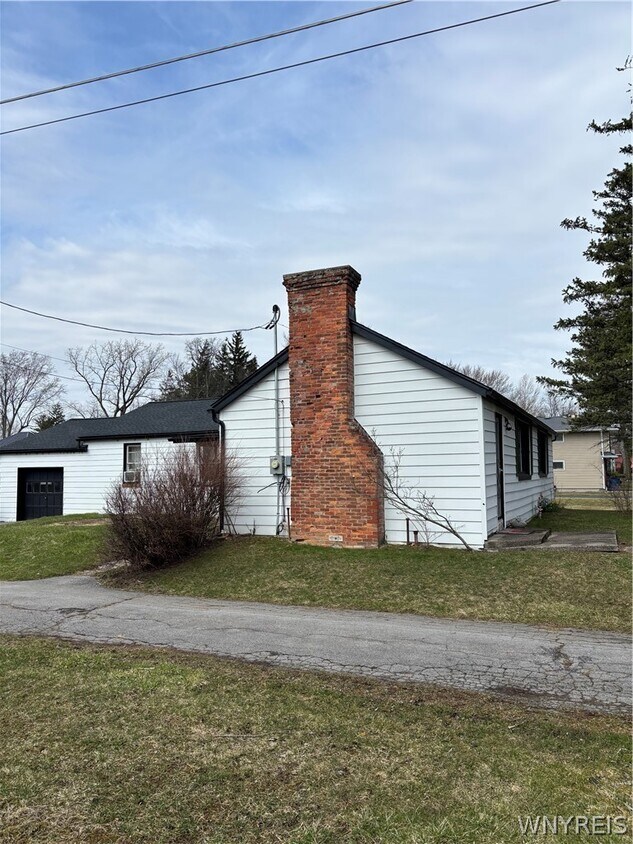 Foto del edificio - 190 Ayer Rd