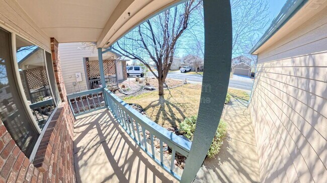 Foto del edificio - 1514 Carmela Ct