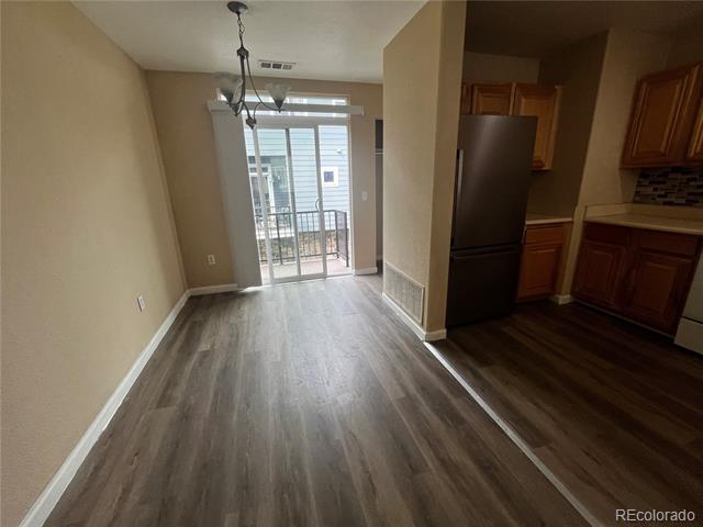 Foto del edificio - 8751 Pearl St
