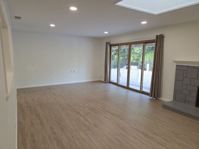 Building Photo - Single Level Alamo Rental near Roundhill G...