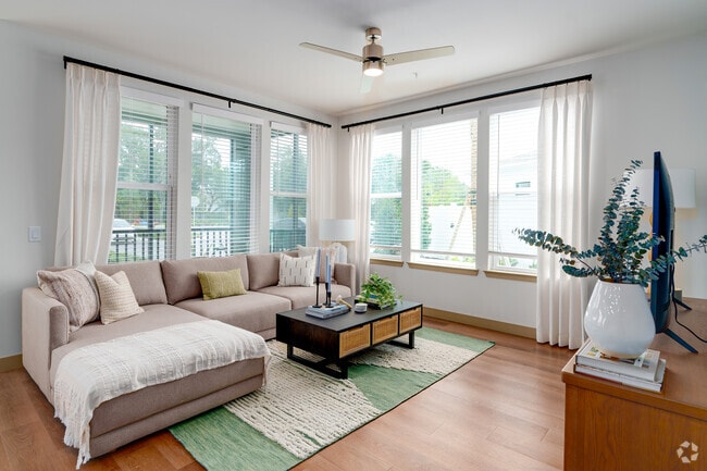 B3 - 2HAB, 2BA - 1,196 ft² - Sala de estar - Afton Palms