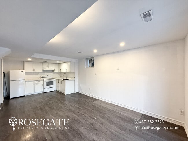 Building Photo - All-Inclusive, Pet-Friendly 1-Bedroom Basement Apartment with Internet & Parking in Scarborough