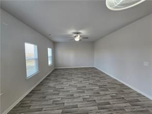 Building Photo - 647 Skye Dr