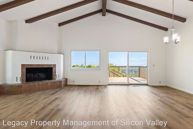 Building Photo - 4 br, 2.5 bath House - 23350  Toyonita Road